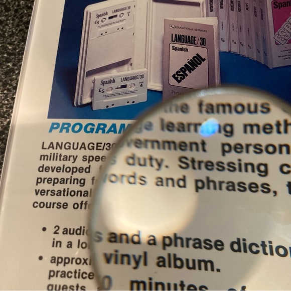 EUC Rare Vintage Accessocraft NYC Magnifying Glass Pendant Gold Tone Metal - Picture 5 of 13